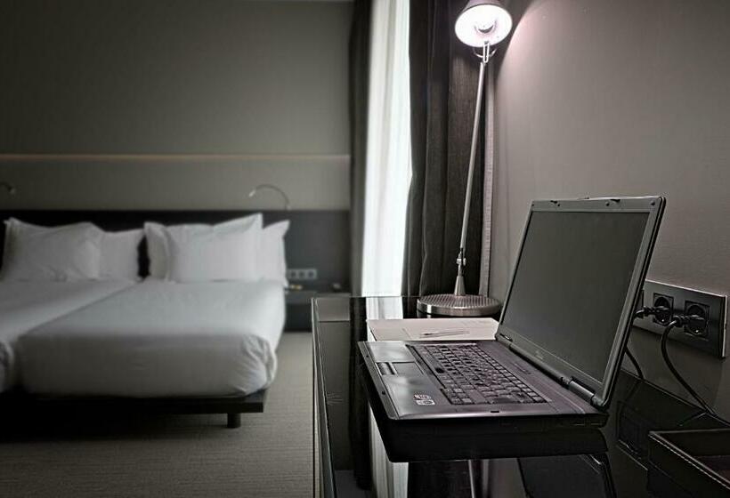 فندق Silken Gran Teatro