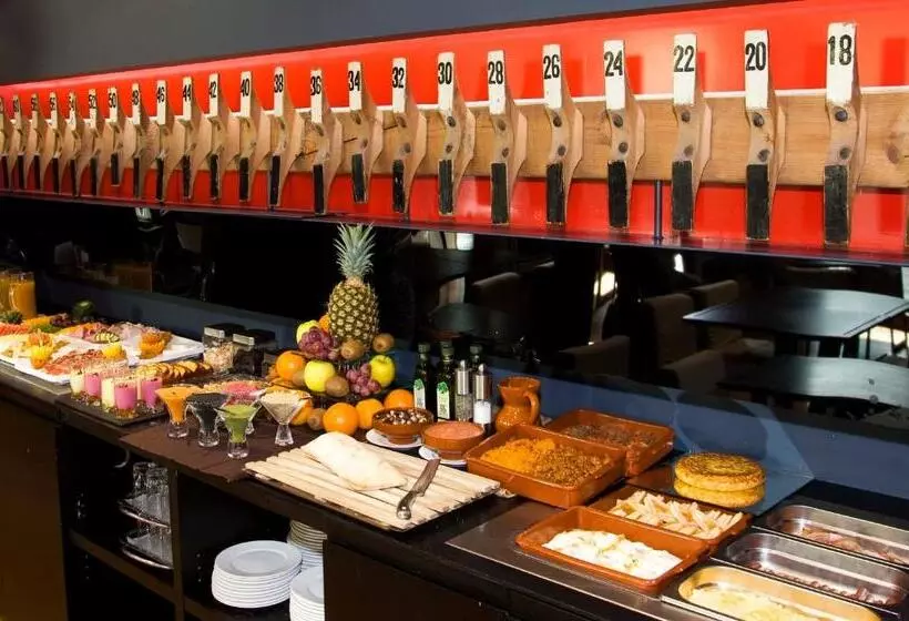 فندق Silken Gran Teatro