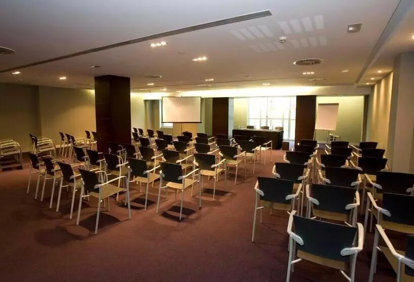 فندق Silken Gran Teatro