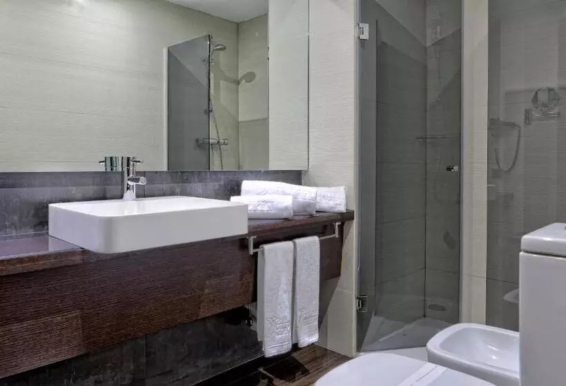 فندق Silken Gran Teatro