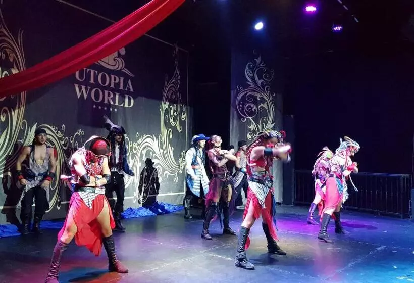 Отель Utopia World