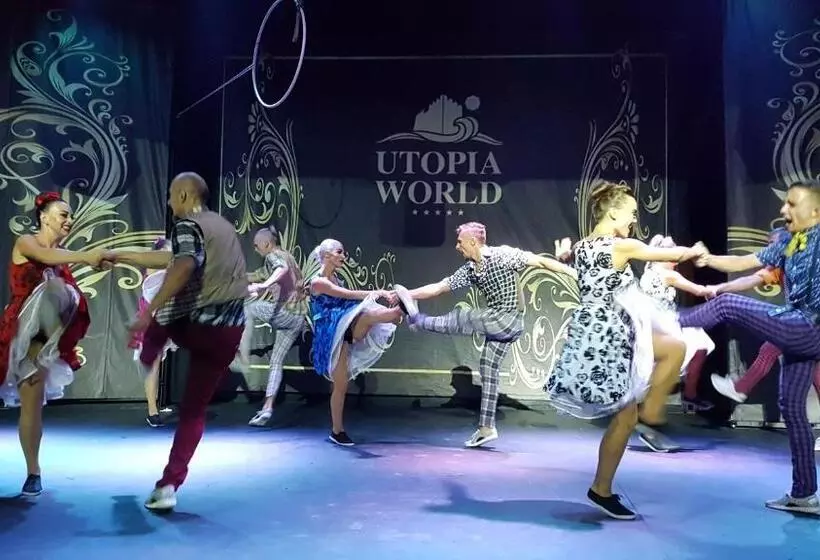 Отель Utopia World