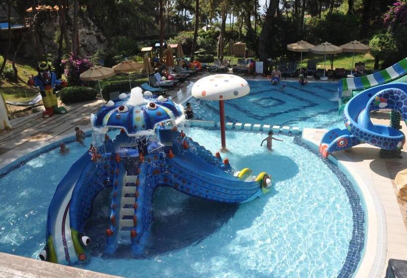 בית מלון כפרי Utopia World