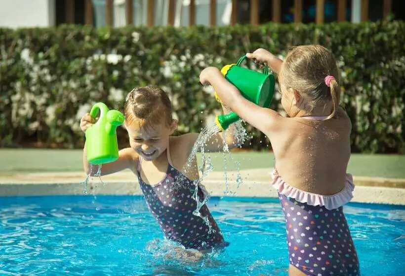 Inturotel Esmeralda Garden