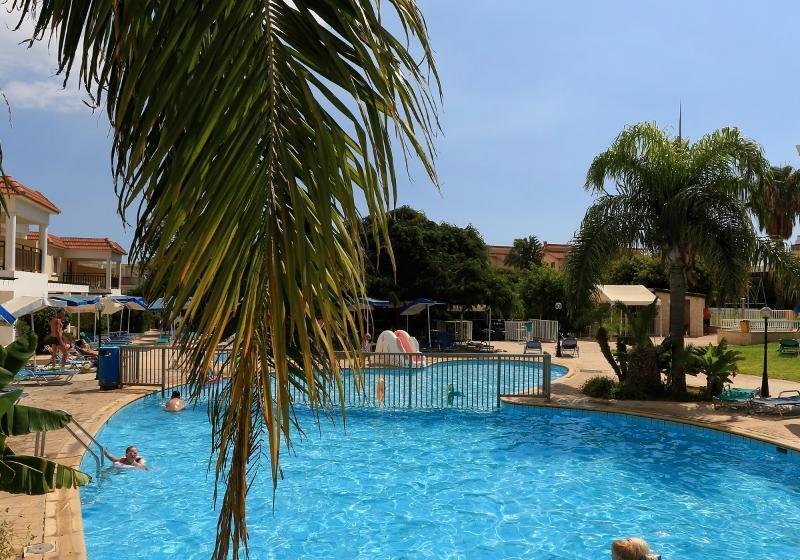 Jacaranda Hotel Apartments