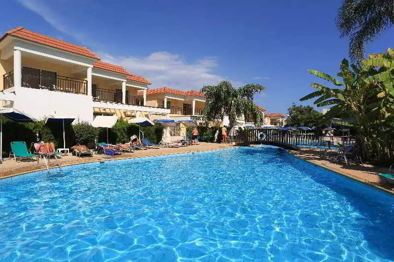 Jacaranda Hotel Apartments