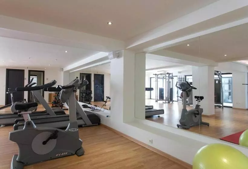 Oceanis Beach & Spa Resort