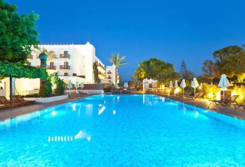 Oceanis Beach & Spa Resort