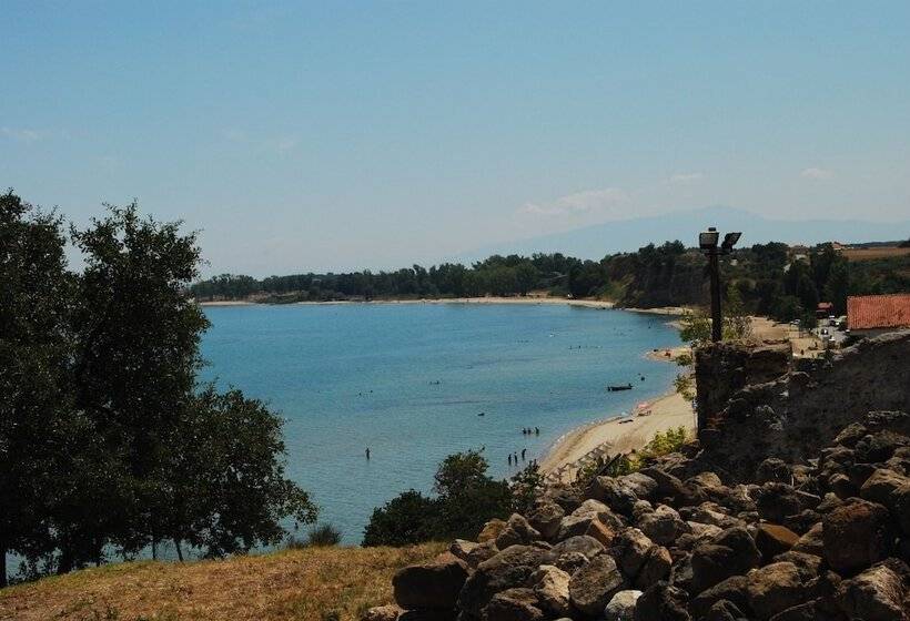 Отель Achillion