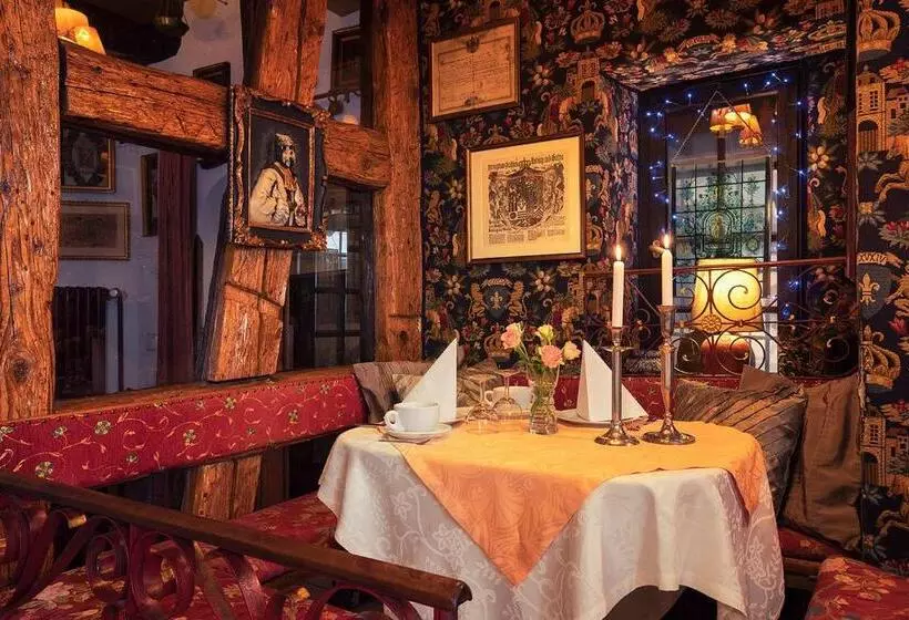 تختخواب و صبحانه & Restaurant Sichelschmiede