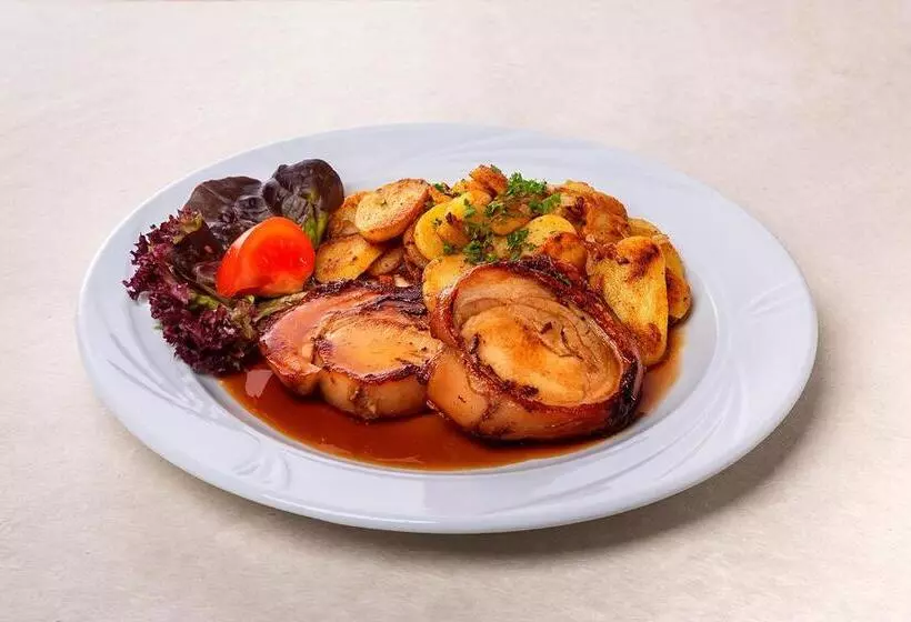 تختخواب و صبحانه & Restaurant Sichelschmiede