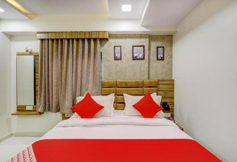 호텔 Oyo 77355  Prince Inn