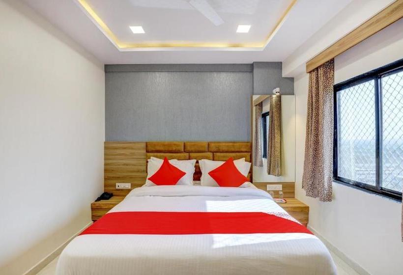 호텔 Oyo 77355  Prince Inn