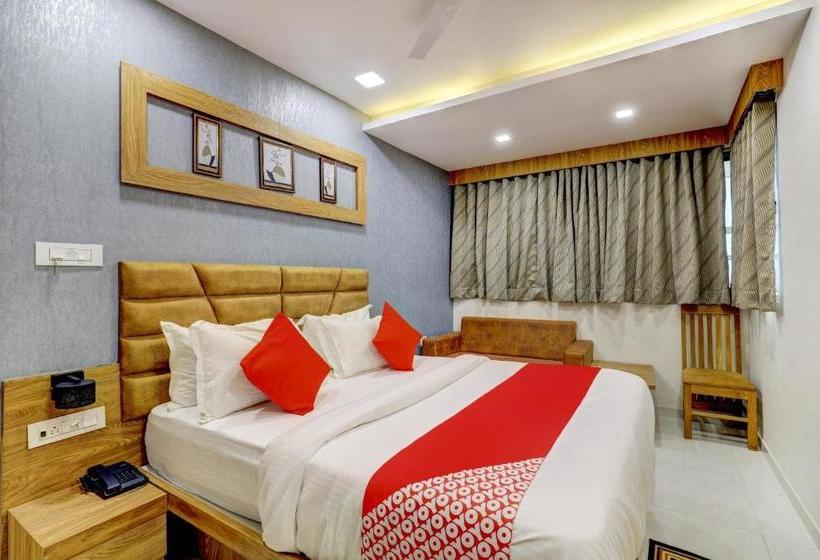 호텔 Oyo 77355  Prince Inn