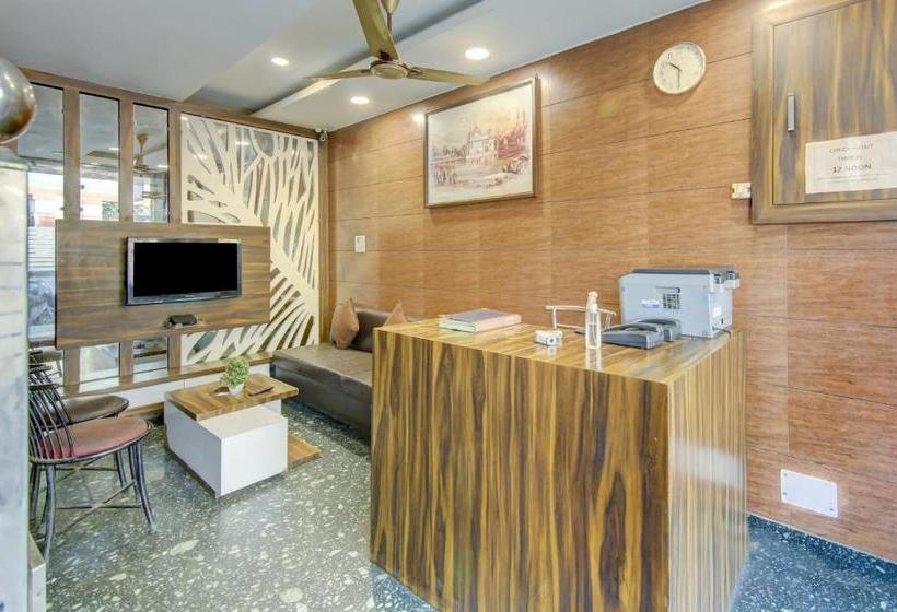 בית מלון כפרי Oyo 77375 Singh