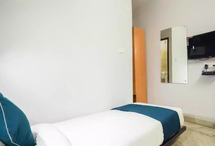 Hotelli Silverkey Executive Stays 77071 Giriraj Stayhub Near Vip Bazaar Naskarhaat