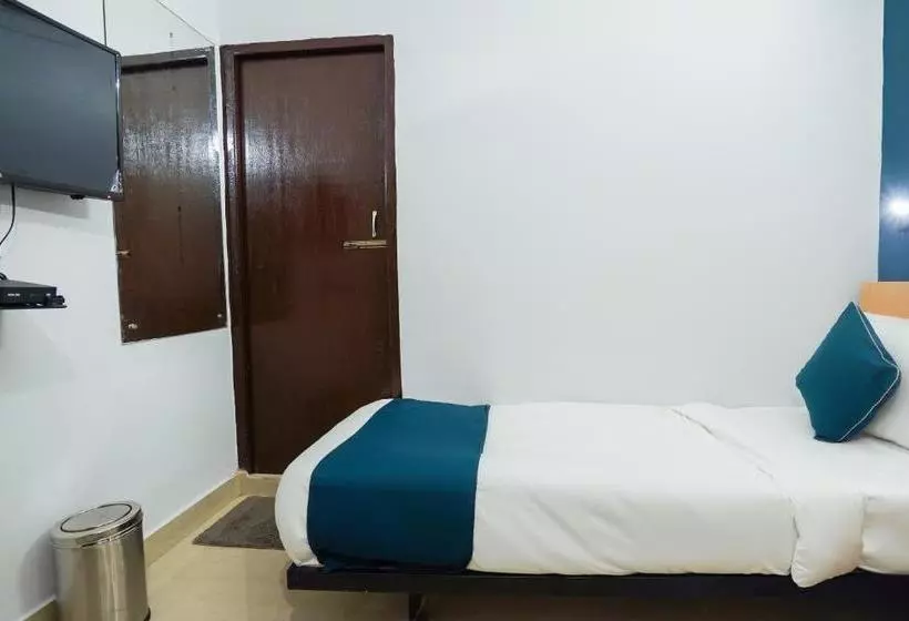 Hotelli Silverkey Executive Stays 77071 Giriraj Stayhub Near Vip Bazaar Naskarhaat