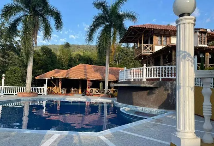 リゾートホテル Finca Campestre Los Arrieros