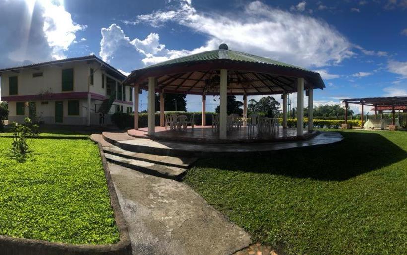 Finca Hotel El Rocio