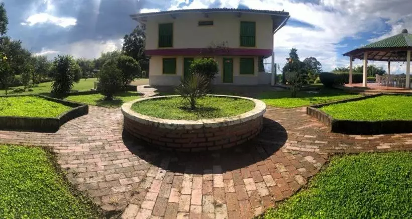 Finca Hotel El Rocio