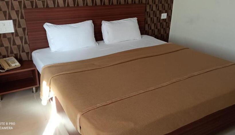 Отель Fortune Village