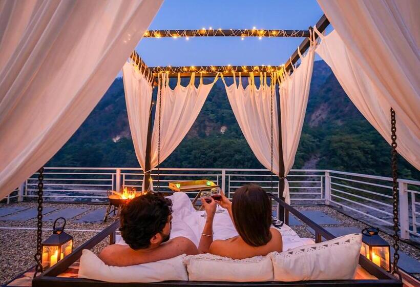 Hotel Moustache Rishikesh Riverside Resort