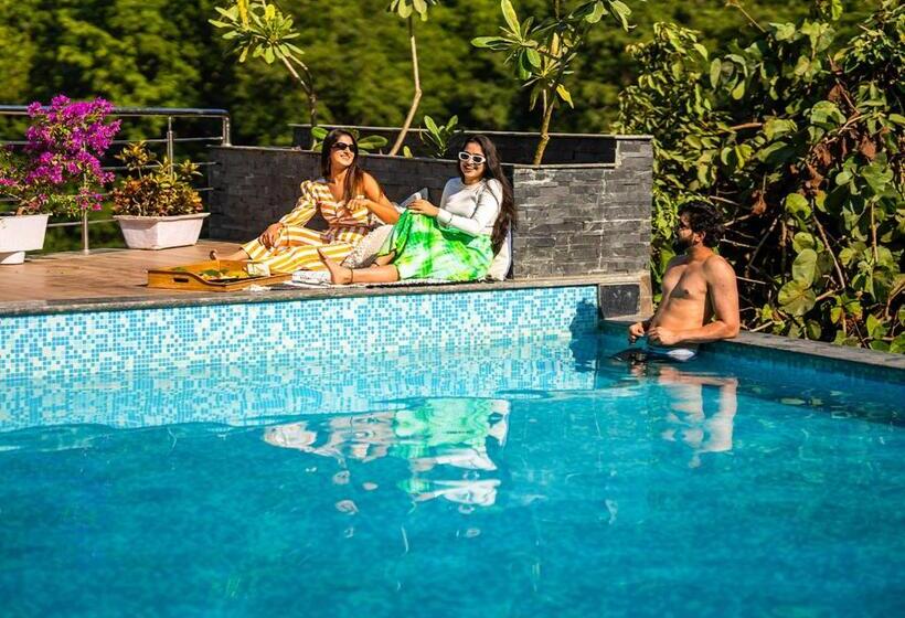 Hotel Moustache Rishikesh Riverside Resort