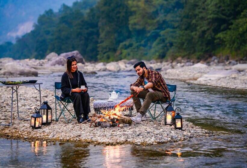 Hotel Moustache Rishikesh Riverside Resort