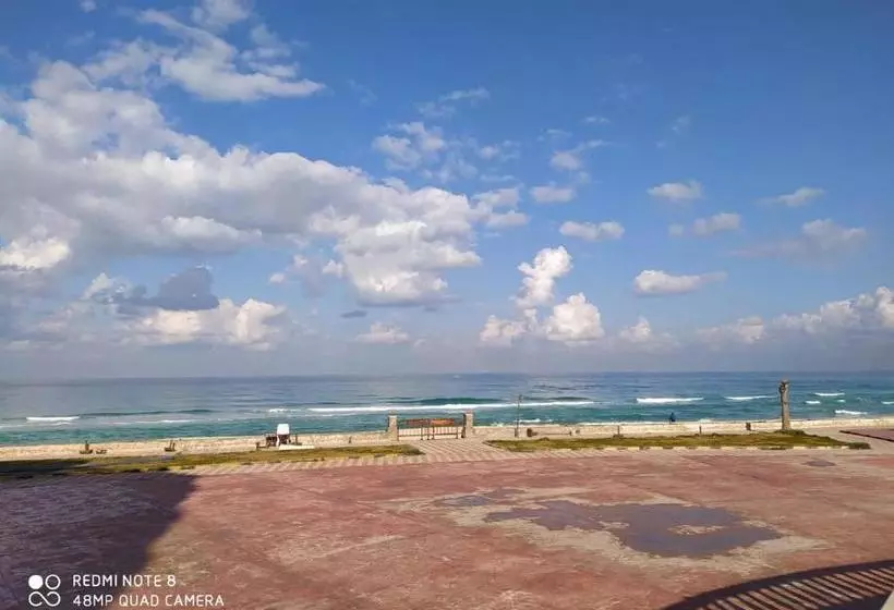 هتل Sea View Resort Alexandria