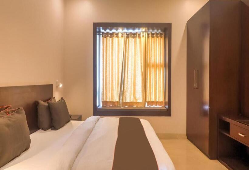 هتل Super Townhouse Amaraa Farms Near Lulu Hypermarket