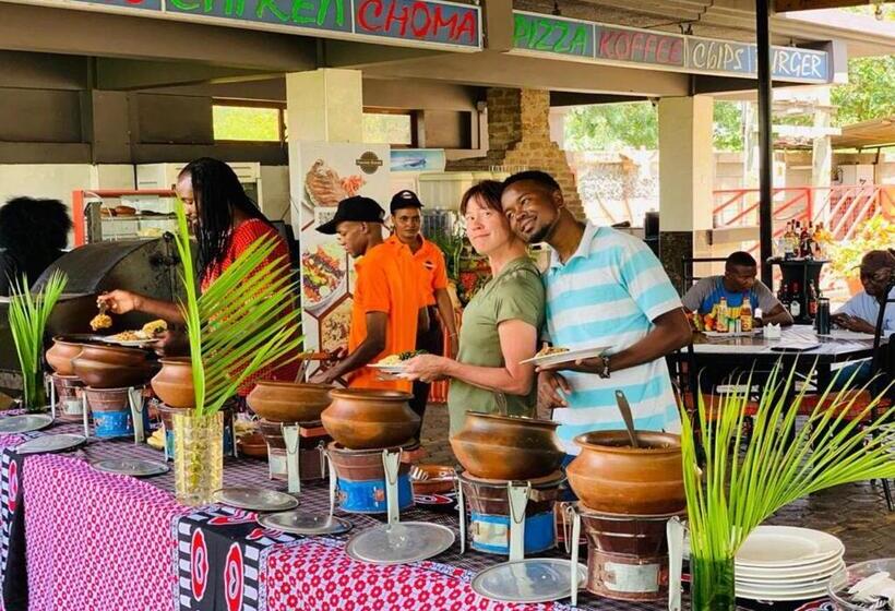 Panone Hotels King Ori Kilimanjaro Airport