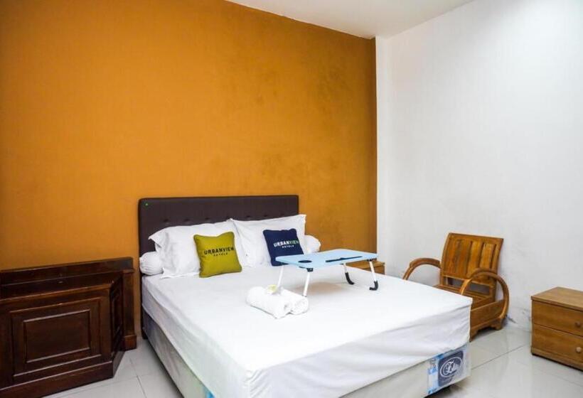 Urbanview Hotel Blok O International By Reddoorz