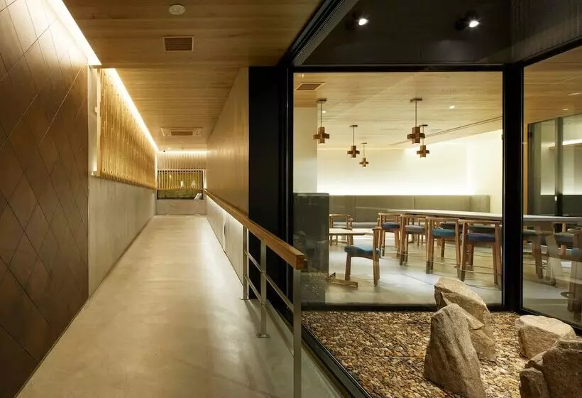 هتل Androoms Kyoto Shichijo