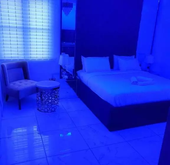 هتل P35homes
