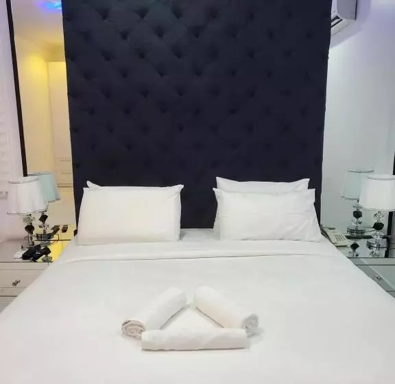 هتل P35homes
