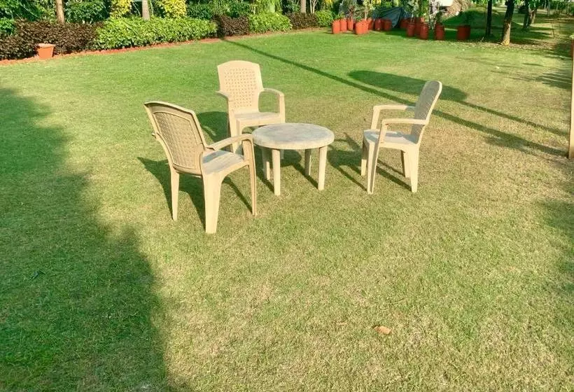 Hotel Somdeep Palace