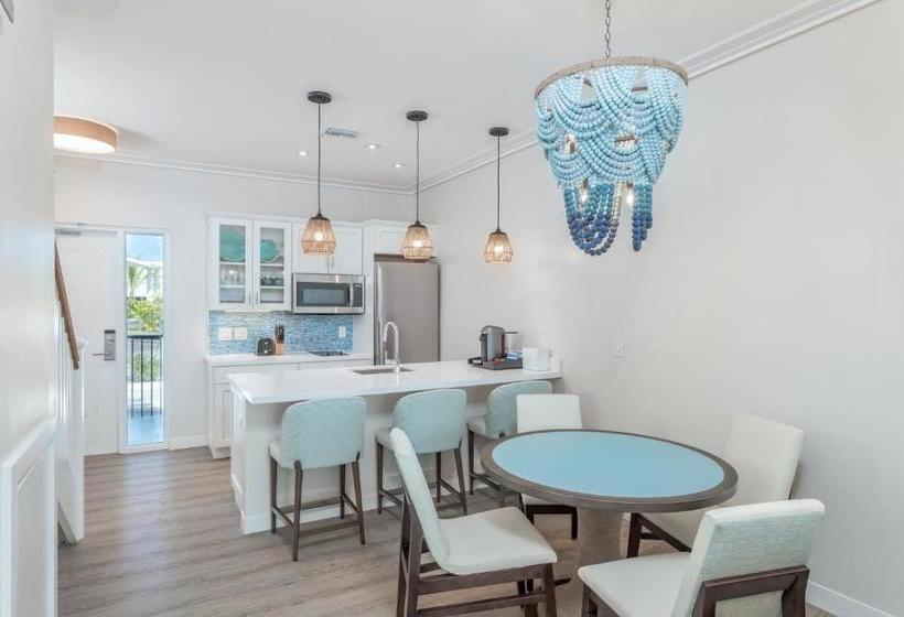 هتل The Capitana Key West