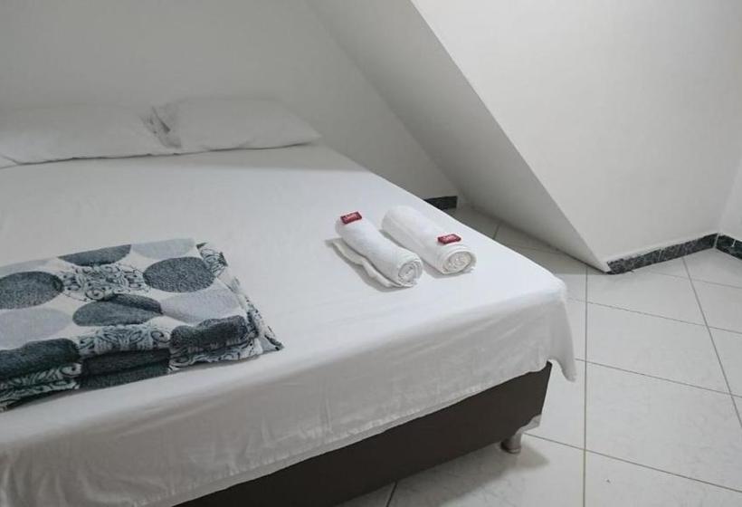 پانسیون Hostal Turistas