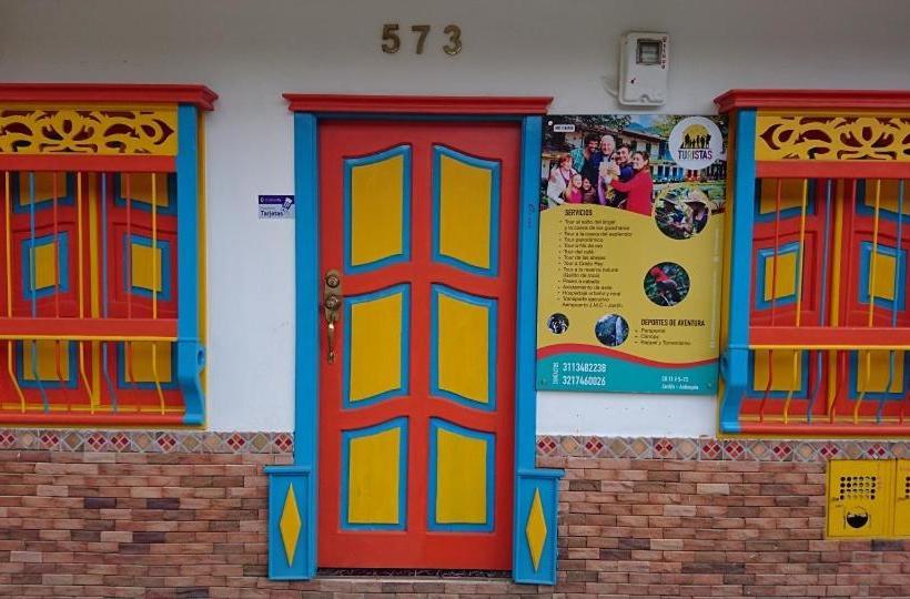 پانسیون Hostal Turistas