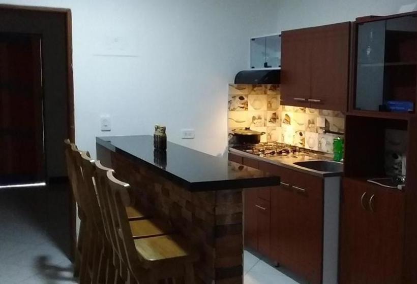 پانسیون Hostal Turistas