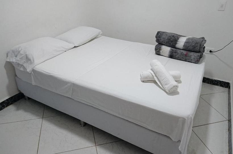 پانسیون Hostal Turistas