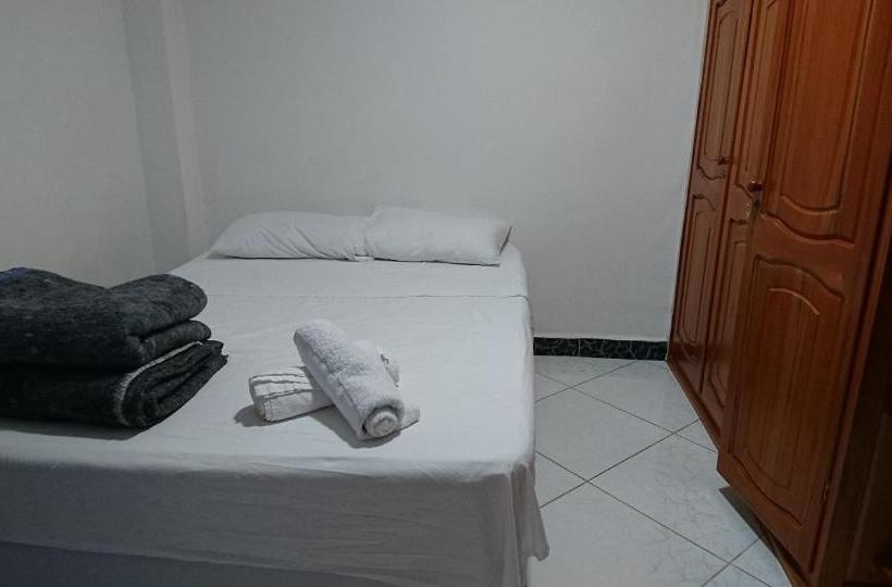 پانسیون Hostal Turistas