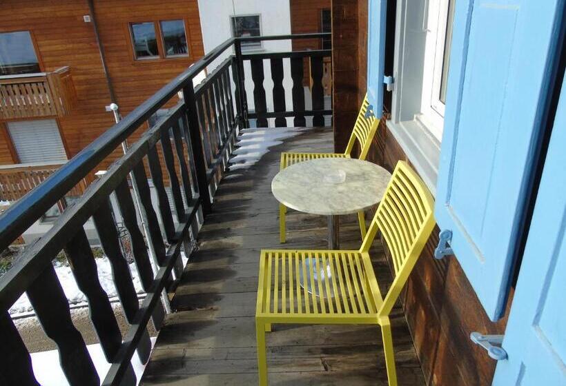 ユースホステル Room's Chez Beni