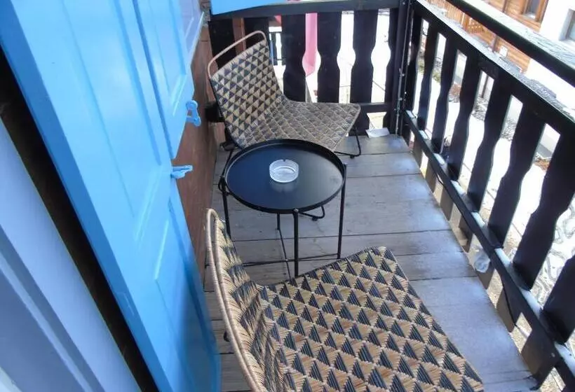 Retkeilymaja Room's Chez Beni