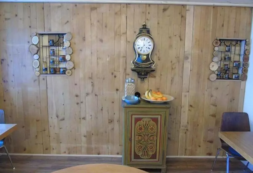 Retkeilymaja Room's Chez Beni