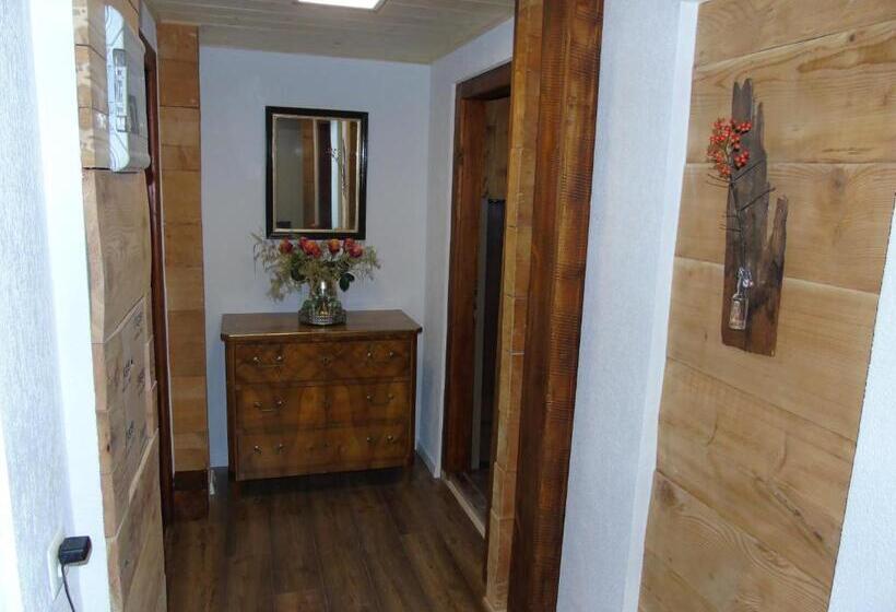 ユースホステル Room's Chez Beni