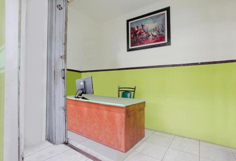 فندق Oyo 90139 Arival Homestay Syariah