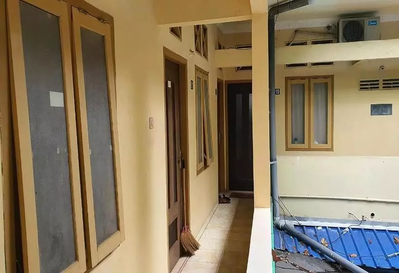 هتل Oyo 90139 Arival Homestay Syariah