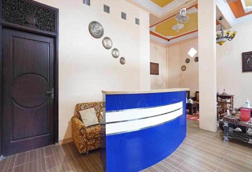 فندق Oyo 90139 Arival Homestay Syariah