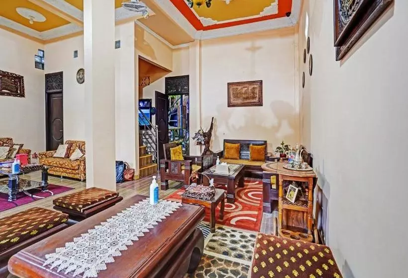 هتل Oyo 90139 Arival Homestay Syariah